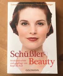 Eine fast perfekte Debütantin Hannah Conrad in München