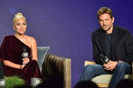 The film, directed by and starring bradley cooper, sees gaga in the role of ally, an aspiring singer helped into the industry by an older musician. Lady Gaga Verrat Welche Traurige Geschichte Wirklich Hinter Der Letzten A Star Is Born Szene Steckt