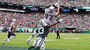 The single back, as its name implies, uses one running back positioned behind the qb. American Football Positions A Gq Guide To The Nfl British Gq