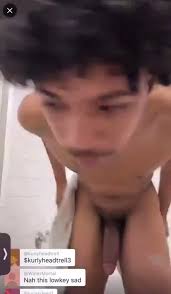 Lightskin yn gets caught on twitter live - ThisVid.com