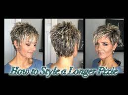 Hair Tutorial Styling A Longer Pixie Without Spikes Youtube Haar Tutorial Haarschnitt Kurz Pixie Lang