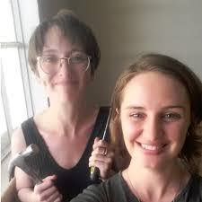 Leanne Melo's Instagram, Twitter & Facebook