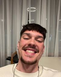 Dominic Jackson-Anasson (@talld0m) · Instagram photos and Reels