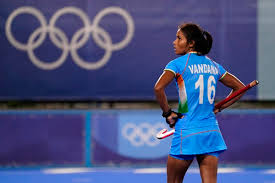 She plays as a forward in the indian national team. Yzefrq6b9bymqm