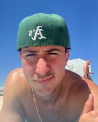 Mudda sickkkkk, need me some goombay punch