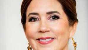 Dronning Mary: Ikke skjedd på 140 år