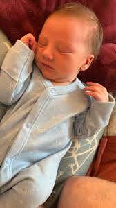 Elliott Hardie updated his profile picture.