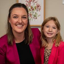 Innovative Feeding Idea Conceived by Family Members