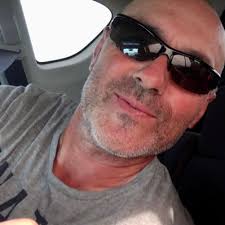 Victor vidales (@victorvidales)