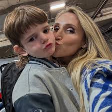 Next stop, World Series! 😭🙏🏻