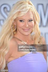 Janet Jameson's Instagram, Twitter & Facebook