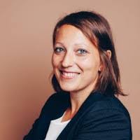 Nora Busch's Instagram, Twitter & Facebook