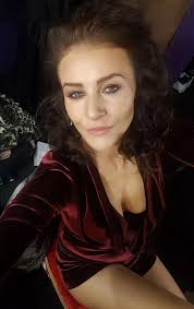 Coronation Street's Kerri Quinn: Actor behind Corrie's Vicky's life away  from ITV soap as she stars as Tyler's mum