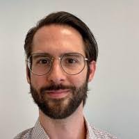 Teddy Bender's Instagram, Twitter & Facebook