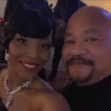 Jennifer Crisler's Instagram, Twitter & Facebook