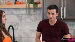 Penelope Kay and Selina Imai did not want to cook in the kitchen | Pornohub