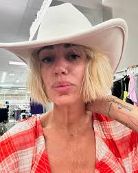 kelly bart (@bartride) • Instagram photos and videos