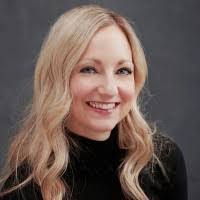 Etta Lundy's Instagram, Twitter & Facebook