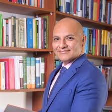 Roberto Cáceres Julca