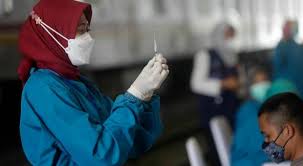 Doz biontech veya başka bir aşı olunması uygundur. Covid Positivi 350 Medici Vaccinati Con Il Cinese Sinovac Non Sappiamo Quanto Sia Efficace Contro La Variante Delta