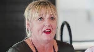 Joan Hislop's Instagram, Twitter & Facebook