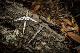 deep six broadheads whats the difference between 8 32 and