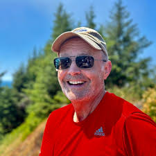 We are pleased to welcome Sheila Chugani Baumgardner to Catherine Bede  Gallery as our next Guest Artist! Sheila is a dynamic multimedia artist  whose creations radiate joy and warmth, infusing every stroke