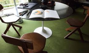 Alexandre Jolivet And Ulrikk Dufosse Teilo The Socialite Family Table Salle A Manger Moquette Salle A Manger
