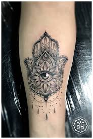 Your tattoo at karma house makes a difference. Dharma Karma Tattoos On Twitter Tattoo Tatuajes Ink Hamza Blackworktattoo Siguenos En Facebook En Dharmakarmatattoo Vibras Dktattos