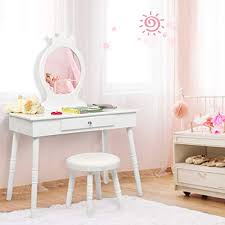 This kids vanity set is a perfect present for your little girl. Best Kids Vanities Buying Guide Gistgear