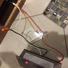 This unit sends an audio or a visual alarm, or a combination of audio and visual alarm, to warn people when a dangerous level of carbon monoxide is detected. Fuse Location For Carbon Monoxide Lp Gas Detector Forest River Forums