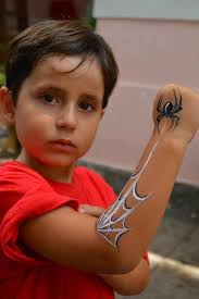 Halloween makeup tutorial von antonio in deutsch. 20766b11d4f985c4262c4fae991bf108 Jpg 479 720 Pixel Kinderschminken Kinder Schminken Kinderschminken Jungs