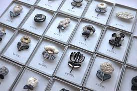 ブローチ おしゃれまとめの人気アイデア pinterest ingleside ビーズ 刺繍 パターン 手作り アクセサリー 簡単 ブローチ 手作り