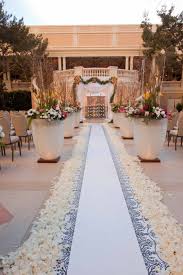 Bellagio Provides The Perfect Poolside Ceremony And Reception Space For Your Roma Outdoor Las Vegas Wedding Las Vegas Wedding Reception Las Vegas Wedding Venue