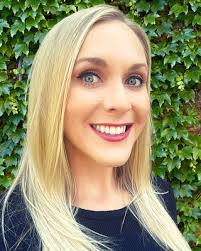 Ann Mcmullen's Instagram, Twitter & Facebook