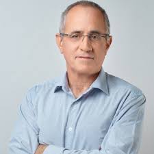 Amit Paz's Instagram, Twitter & Facebook