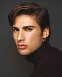 Elijah Van's Instagram, Twitter & Facebook