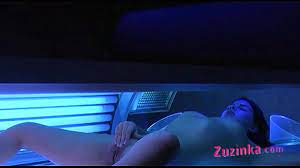 Amateur gives boyfriend blow job. Hidden Camera At The Solarium Video Porn Video Hd Porno Tube