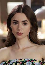 Lily collins ist schauspielerin, model und journalistin. Lily Collins Moviepilot De