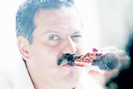 Ebrio Alcalde de Compostela confronta a trabajadores afiliados al SUTSEM