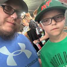 Griddle won't light, smell gas despite spark