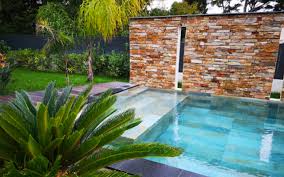 Cécile bardet, votre paysagiste : L Amenagement D Un Jardin Design Contemporain Dans Le Var Et Les Bouches Du Rhone Societe Les Jardiniers Jardinier Paysagiste A Toulon Var 83 Et Aix En Provence 13