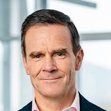 Meet Professor Chengguang Li