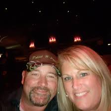 What kind of trailers are suitable for towing with a Yamaha golf cart?