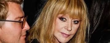 Maybe you would like to learn more about one of these? Alla Pugacheva Chut Ne Umerla Iz Za Plasticheskoj Operacii Podruga Pevicy Glamur Tsn Ua