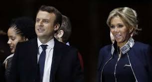 Read cnn's fast facts about emmanuel macron and learn more about the president of france. Brigitte Dan Macron Cinta Kuno Di Pentas Politik Posmo Prancis