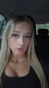 Kiara Harrison's Instagram, Twitter & Facebook