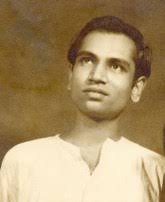 હું બારણા પાસેથી સાંભળતી હતી (પ્રકરણ : 17) ~ આત્મકથા: પગલું માંડું હું  અવકાશમાં ~ વર્ષા અડાલજા