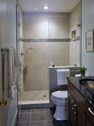Average Cost Of Bathroom Remodel Per Square Foot Bathrooms Bathroompicture Bathroomremod Small Space Bathroom Small Bathroom Remodel Pictures Small Bathroom