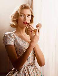 Pin By Cynthia Laura On Beauty Mad Men Hair Vintage Hairstyles Short Wedding Hair